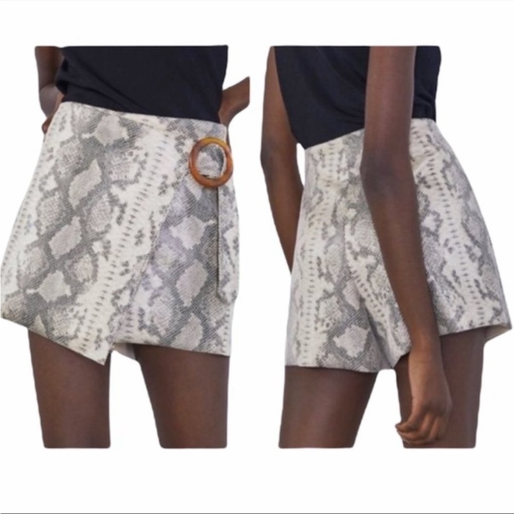 ZARA- Snake Skin Skort, SIZE: Small